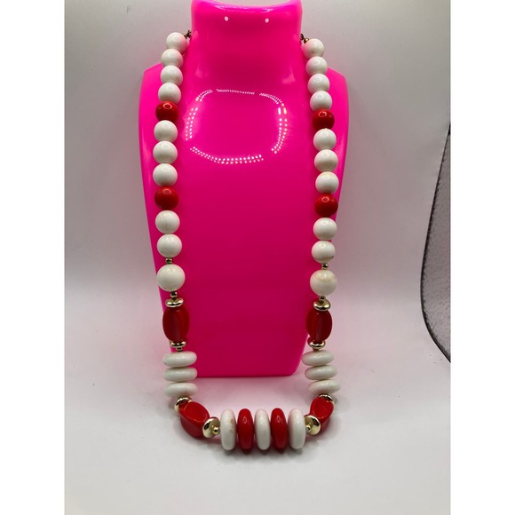 Vintage Red, White & Gold-Tone Magnetic 23.25" Necklace! - Picture 3 of 9